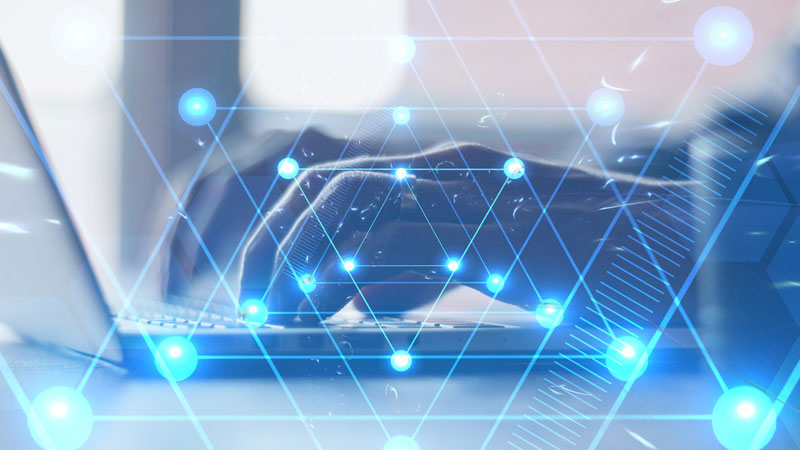 在線式UPS電源：企業(yè)級應(yīng)用的智慧之選